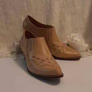 Reba Leather Ankle Boots